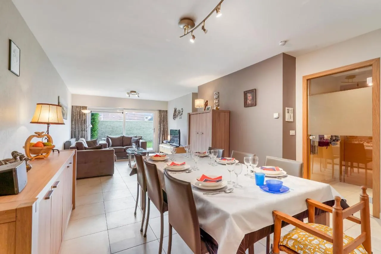 Luxury Apartment With Garden Close To The Beach 오스텐드