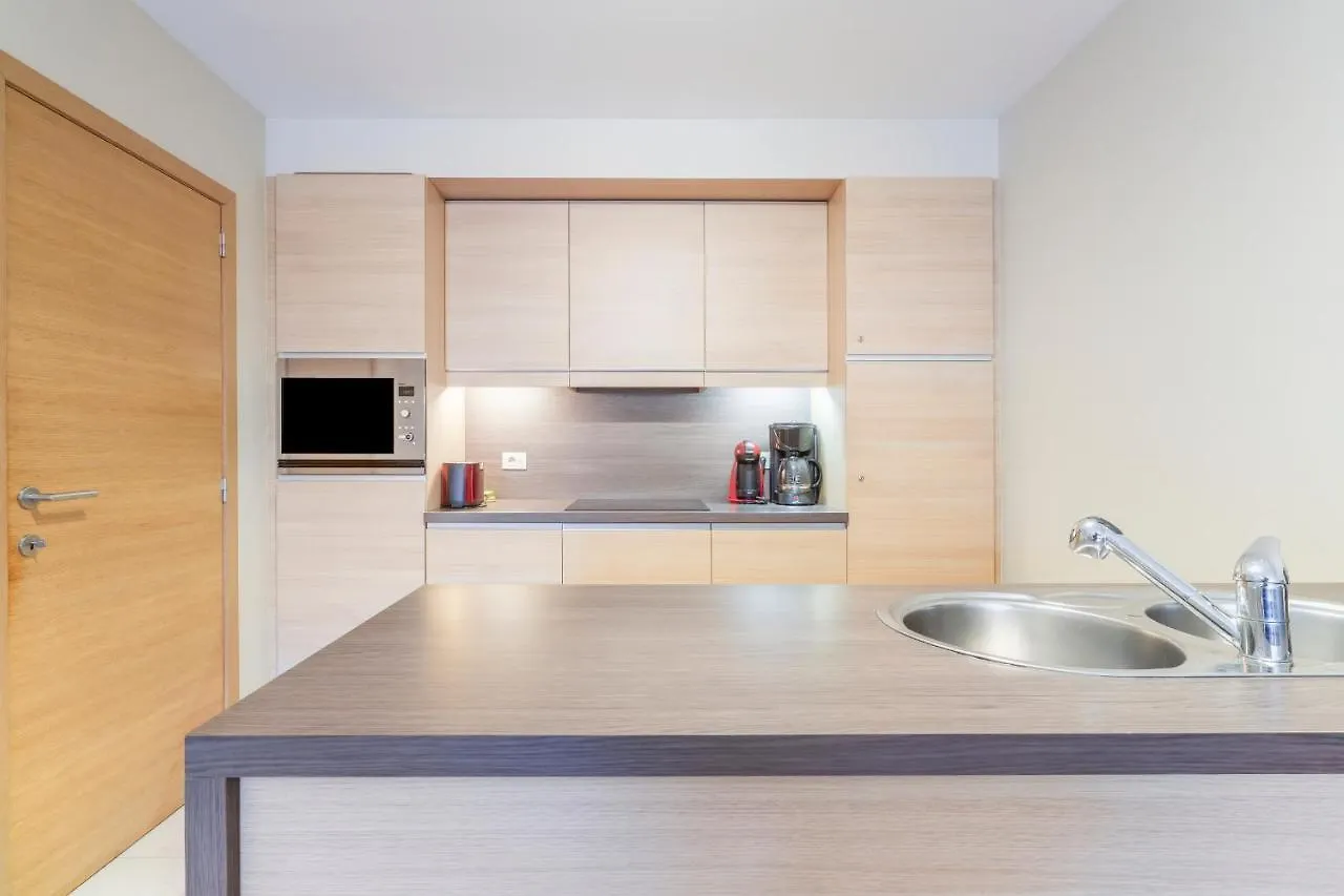 Luxury Apartment With Garden Close To The Beach 오스텐드