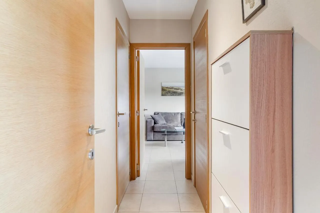 Luxury Apartment With Garden Close To The Beach 오스텐드 벨기에